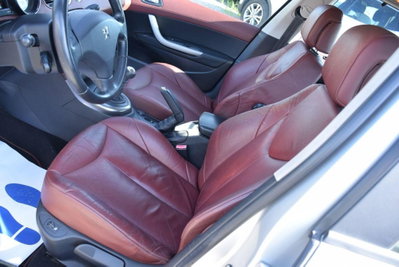Peugeot 308 1.6 HDi 110CV 5p. Business (7)
