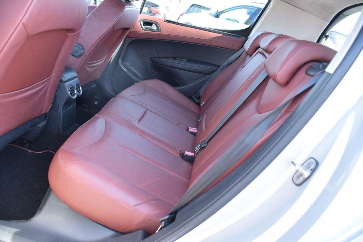 Peugeot 308 1.6 HDi 110CV 5p. Business (8)
