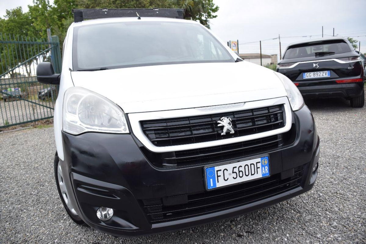 Peugeot Partner BlueHDi 100 Active (10)