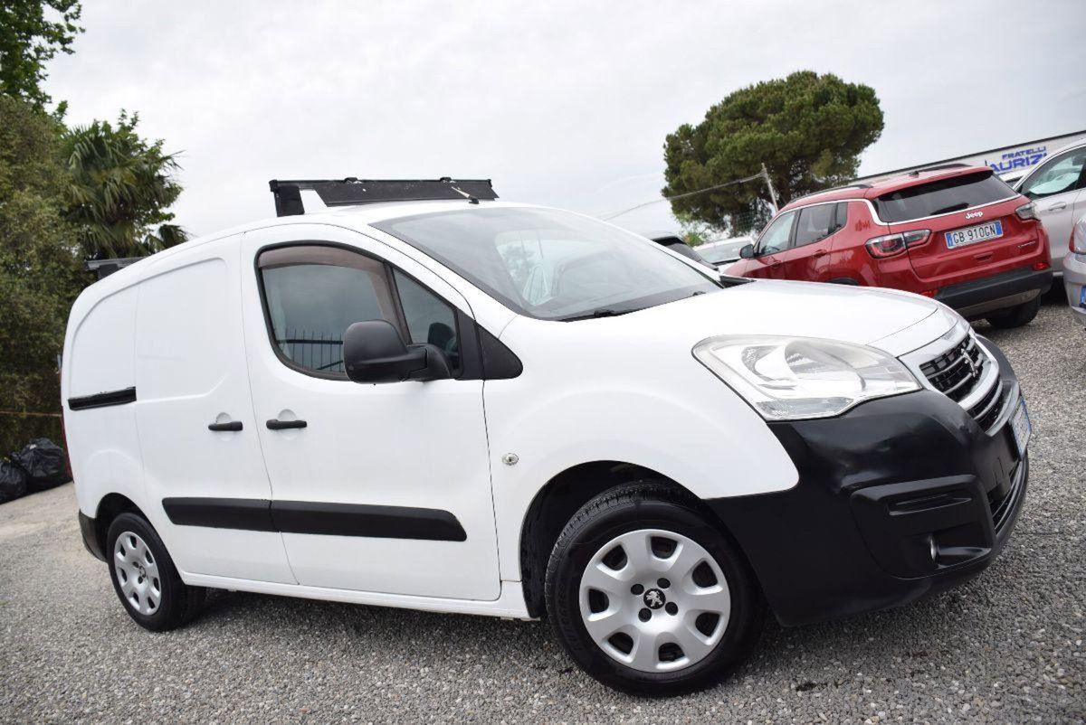 Peugeot Partner BlueHDi 100 Active (11)