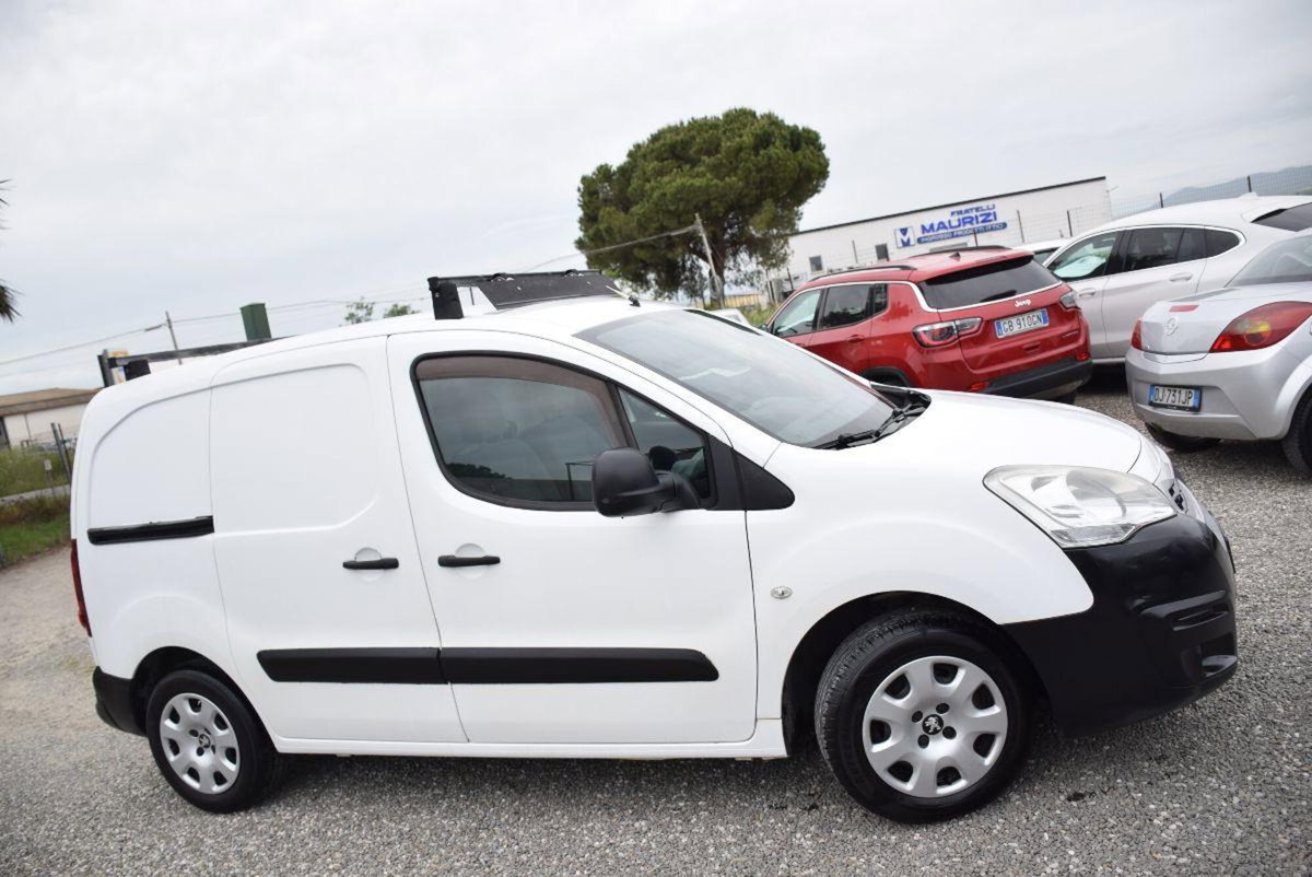 Peugeot Partner BlueHDi 100 Active (12)