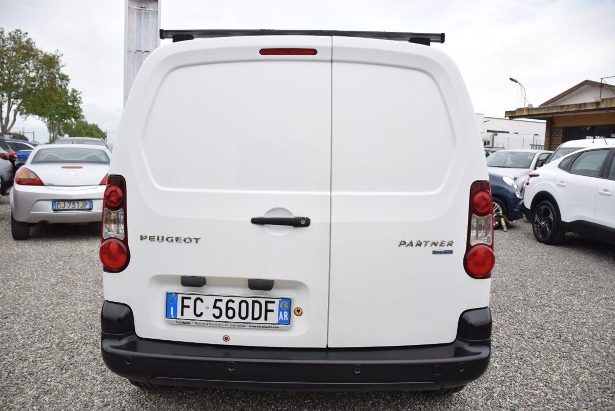 Peugeot Partner BlueHDi 100 Active (13)
