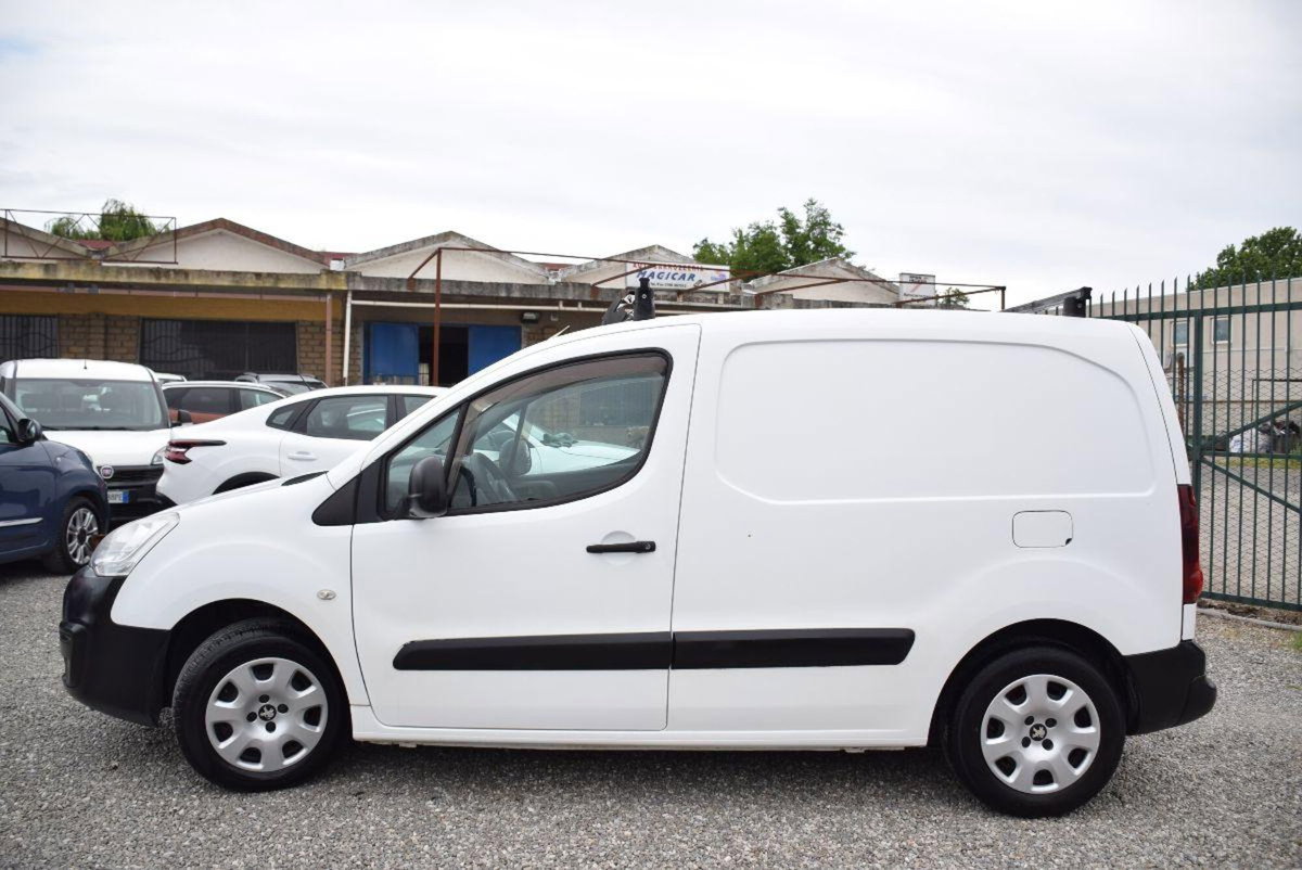 Peugeot Partner BlueHDi 100 Active (16)