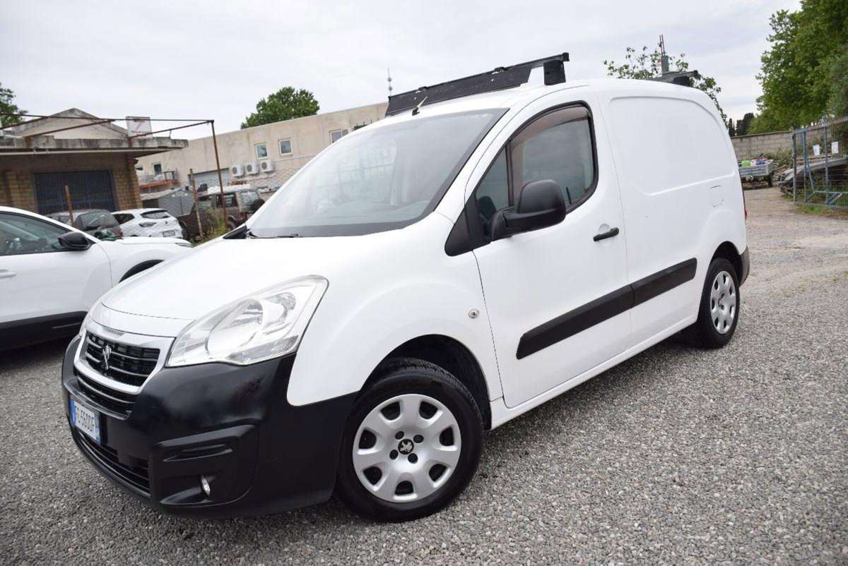 Peugeot Partner BlueHDi 100 Active (17)
