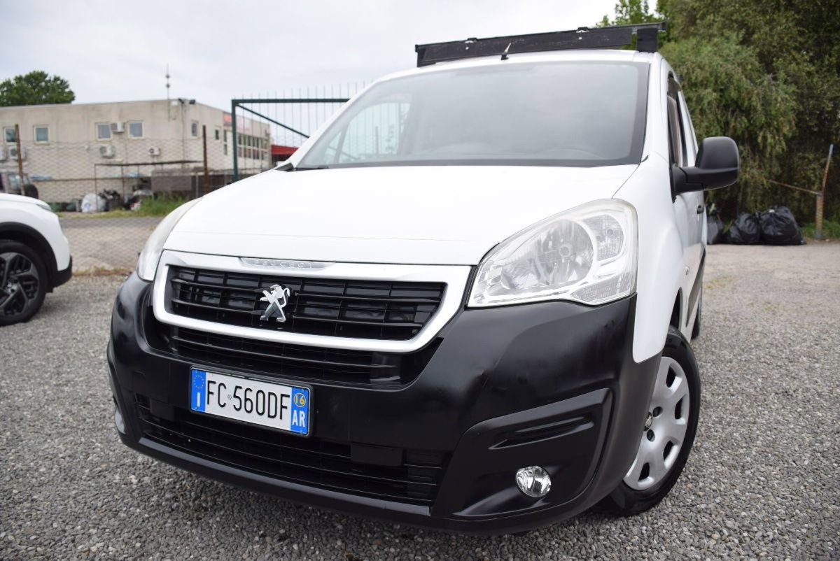 Peugeot Partner BlueHDi 100 Active (18)