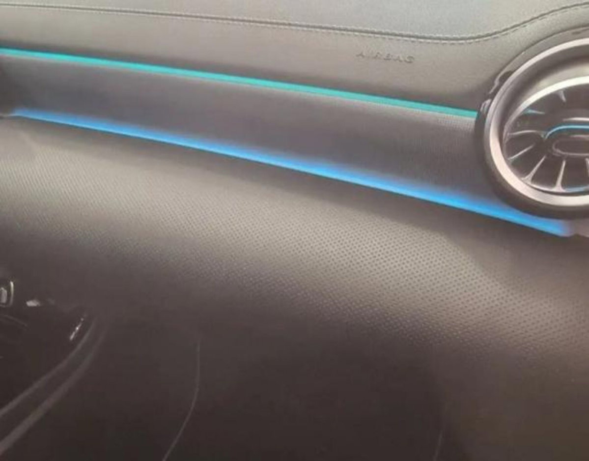 Mercedes-Benz Classe A 180 d Premium (10)