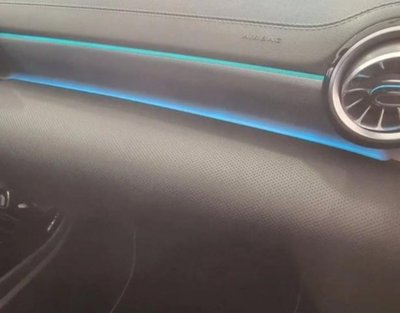 Mercedes-Benz Classe A 180 d Premium (10)