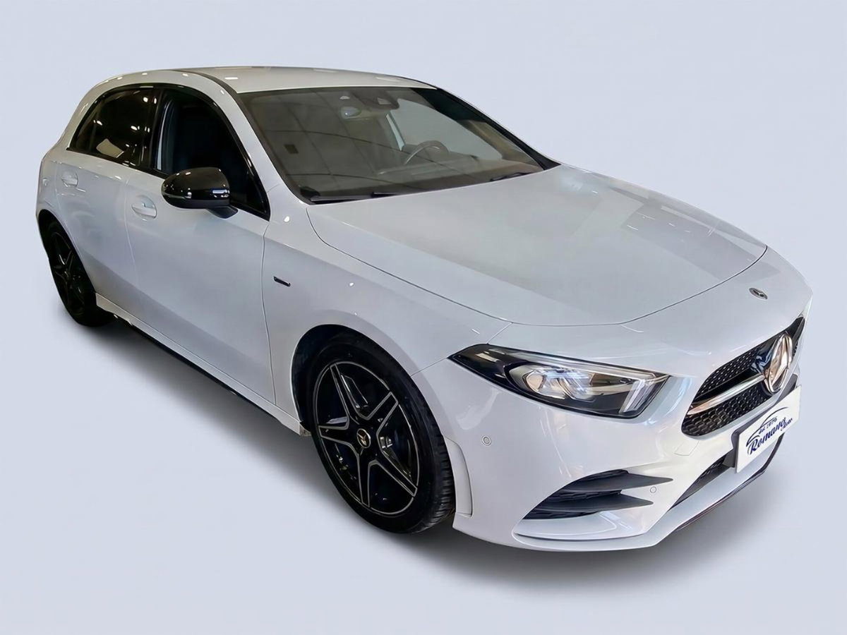 Mercedes-Benz Classe A 180 d Premium (3)