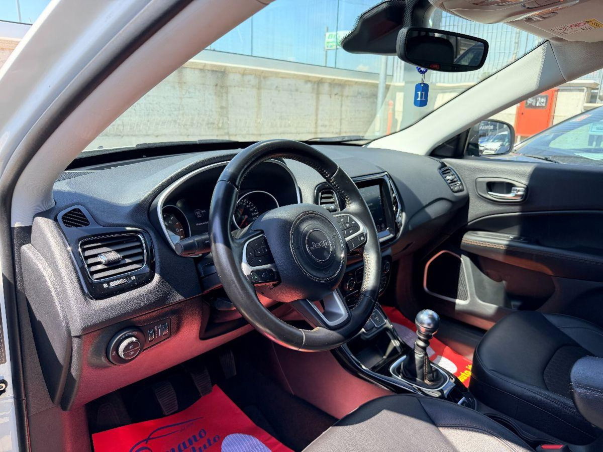 Jeep Compass 1.6 Multijet II 2WD Limited (10)