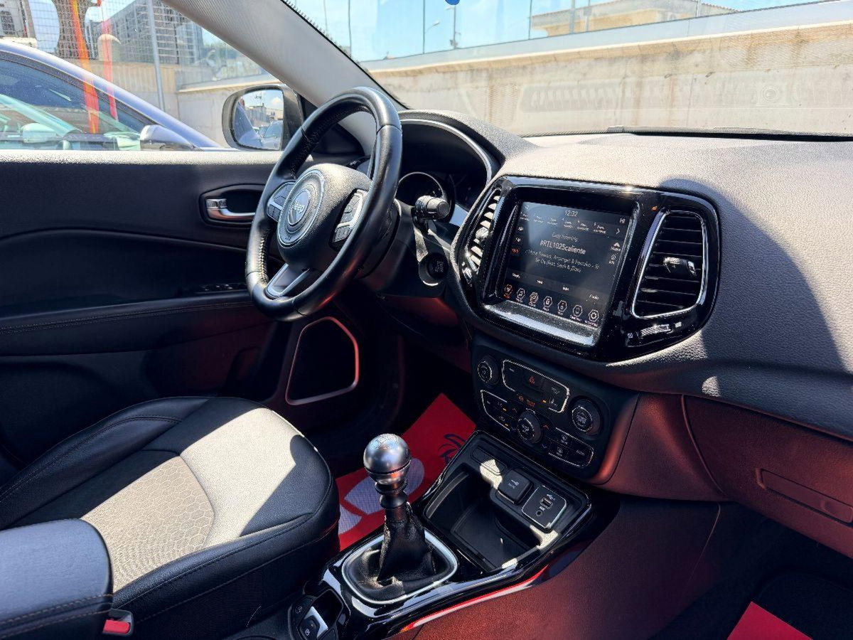 Jeep Compass 1.6 Multijet II 2WD Limited (9)