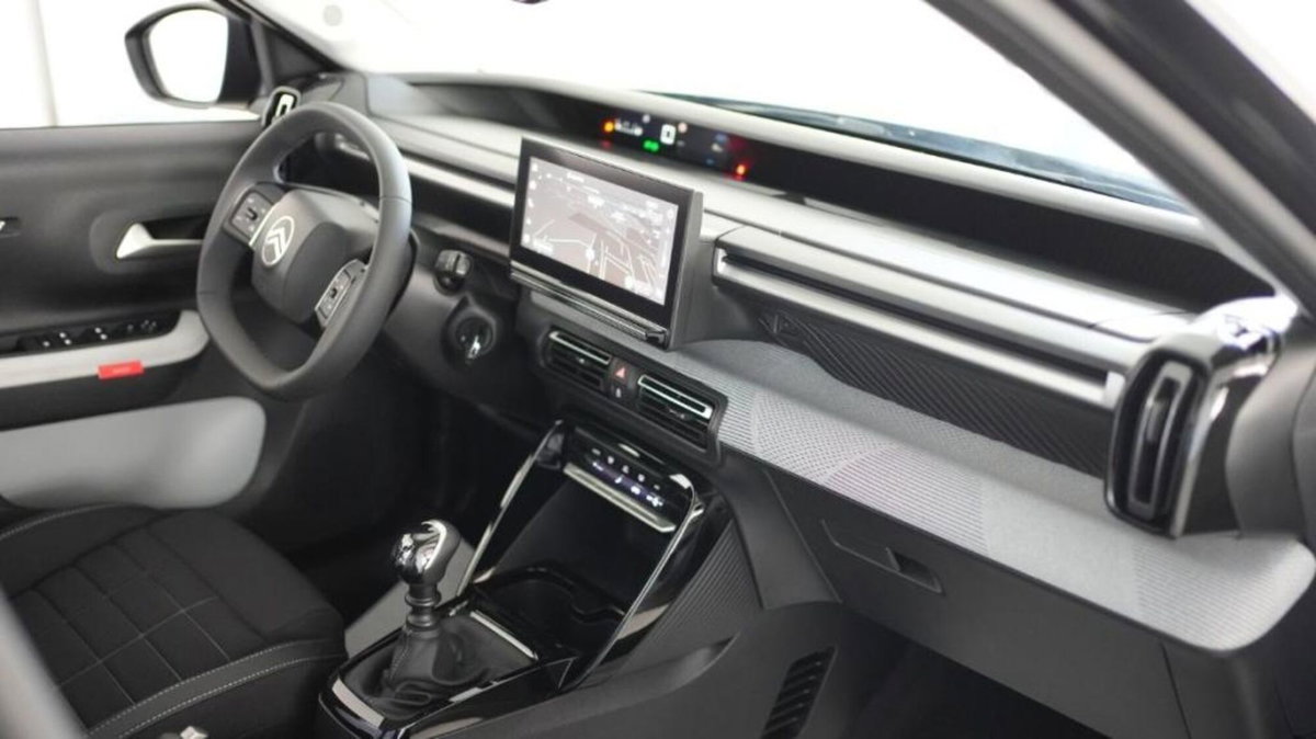 Citroen C3 1.2 puretech turbo Max 100cv s&s (10)