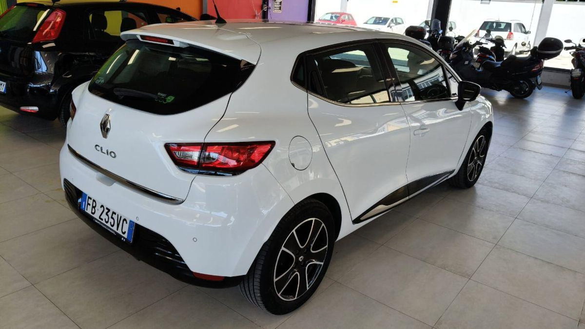 Renault Clio Sporter dCi 8V 75CV Start&Stop Energy Duel (8)