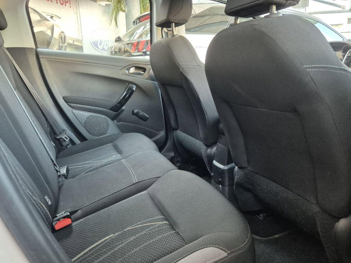 Peugeot 208 HDi 68 CV 5 porte Allure (13)