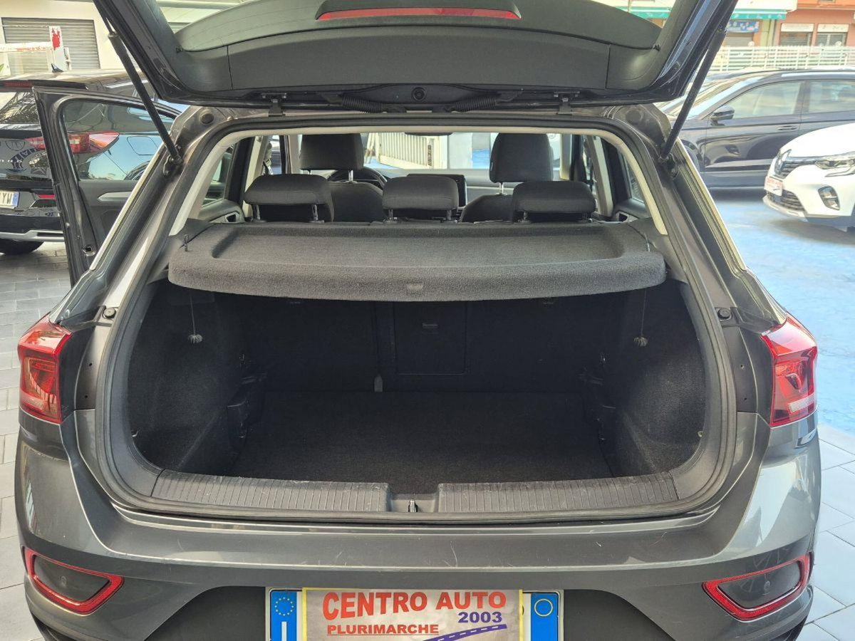 Volkswagen T-Roc 2.0 TDI SCR 150 CV DSG 4MOTION Advanced BlueMot. Tech. (17)