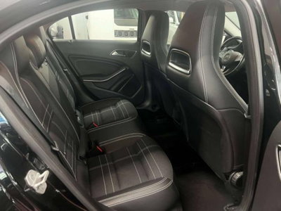Mercedes-Benz Classe A 180 CDI Dark Night Edition (10)