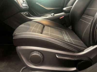 Mercedes-Benz Classe A 180 CDI Dark Night Edition (9)