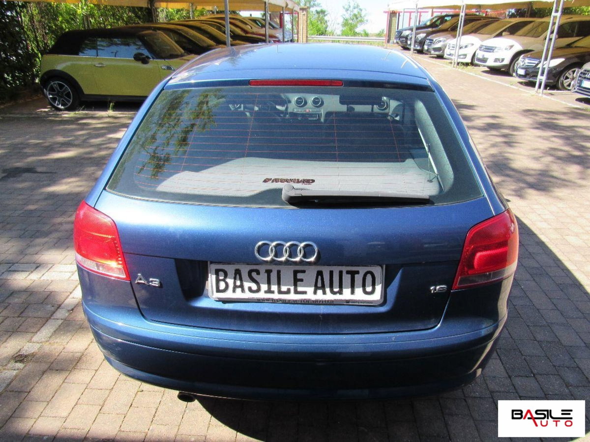 Audi A3 1.6 Ambiente (4)