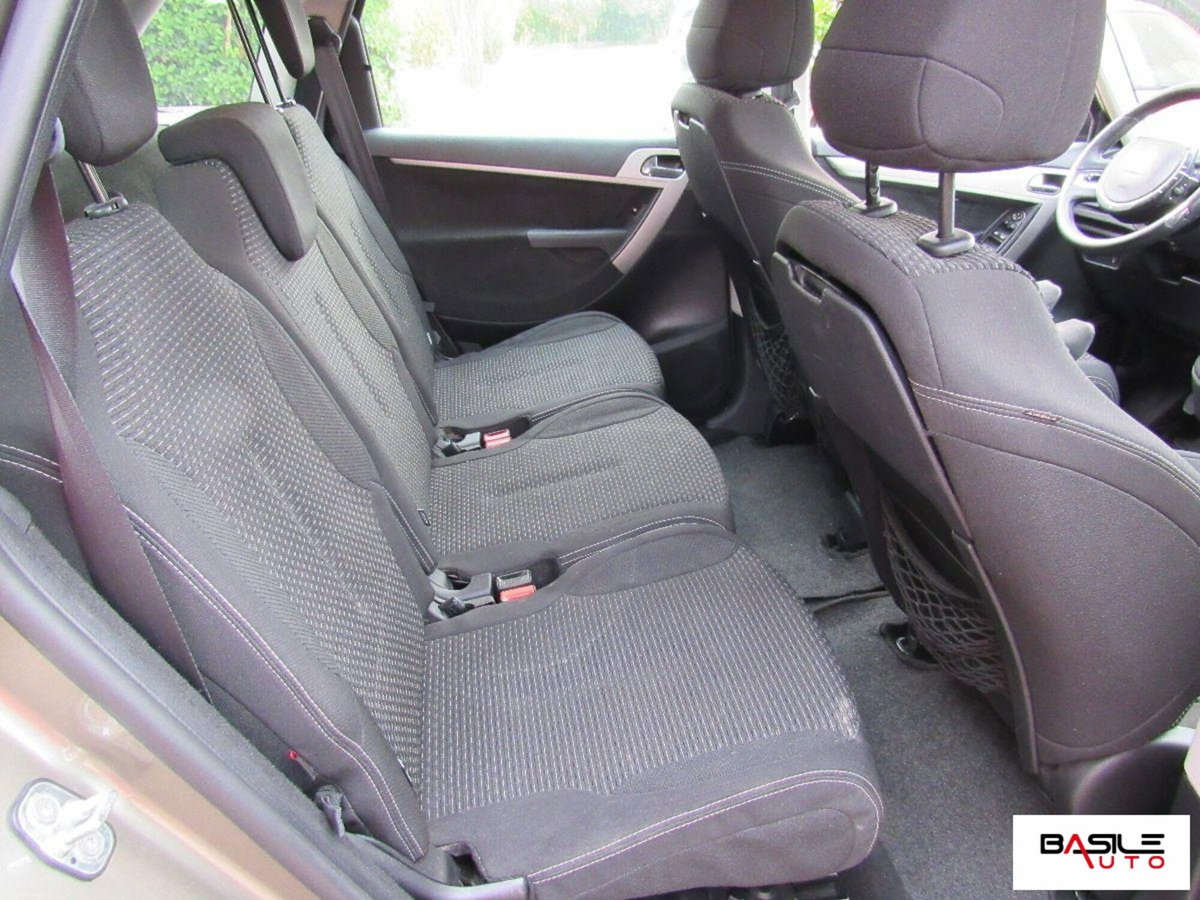 Citroen C4 Gran Picasso 1.6 HDi 110 FAP CMP6 Exclusive Style (11)