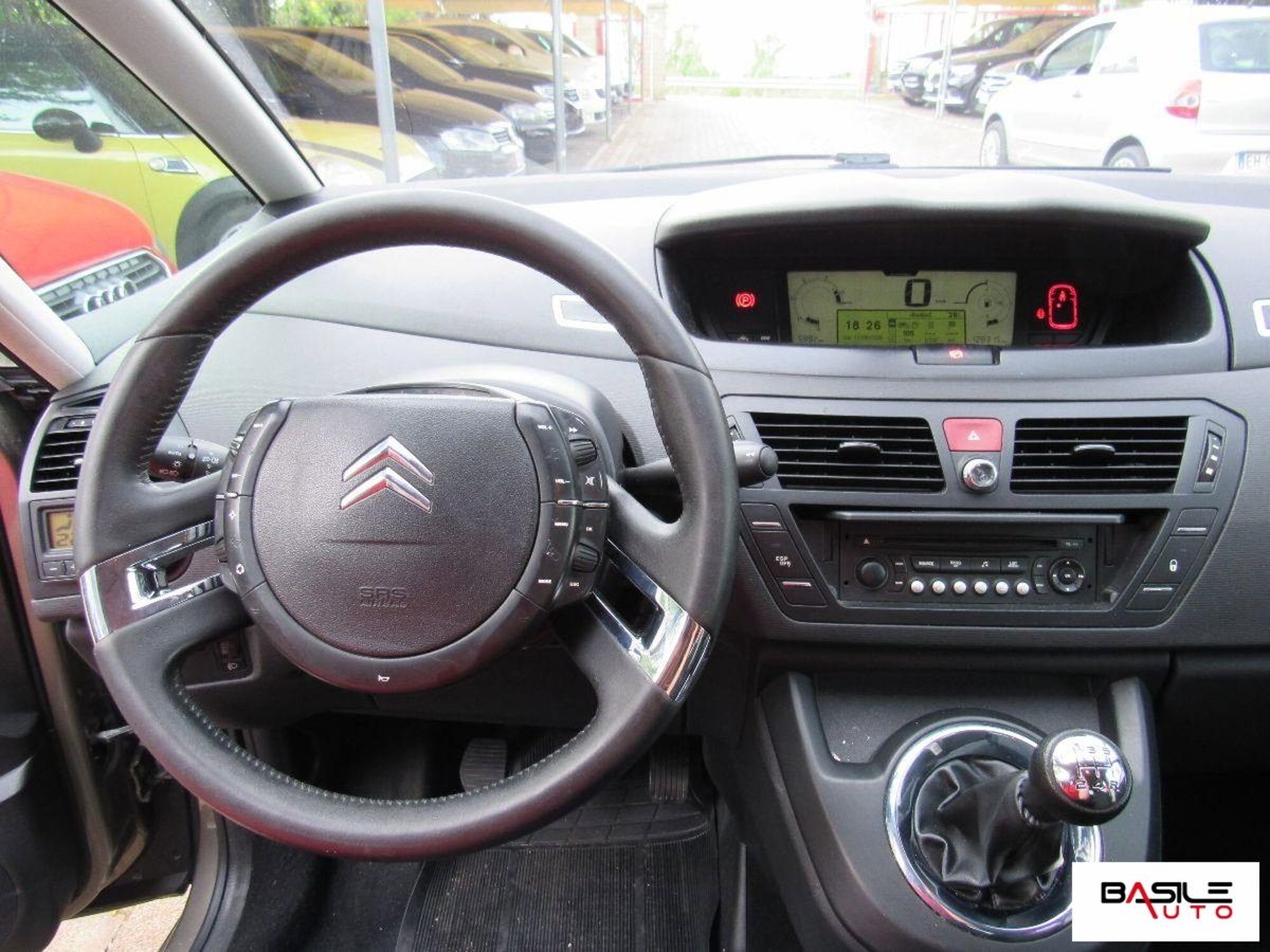 Citroen C4 Gran Picasso 1.6 HDi 110 FAP CMP6 Exclusive Style (9)
