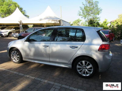 Volkswagen Golf 1.6 TDI DPF 5p. Highline (6)