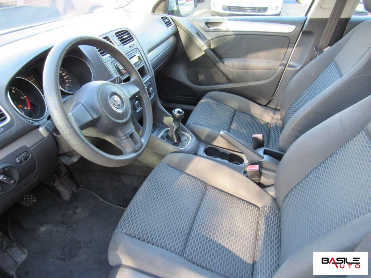 Volkswagen Golf 1.6 TDI DPF 5p. Highline (7)