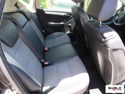 Mercedes-Benz Classe A 180 CDI Avantgarde (10)