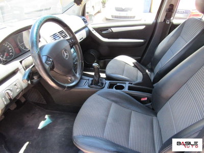 Mercedes-Benz Classe A 180 CDI Avantgarde (7)