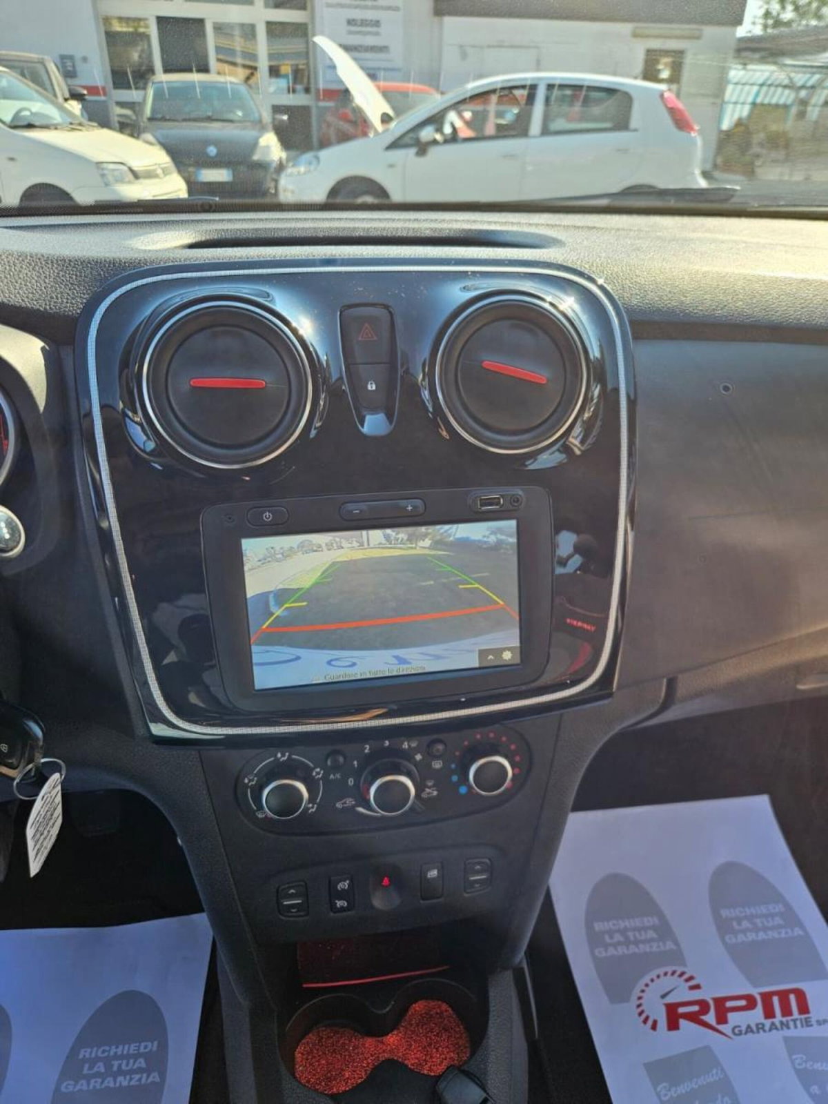 Dacia Sandero Stepway 1.5 dCi 90CV (14)