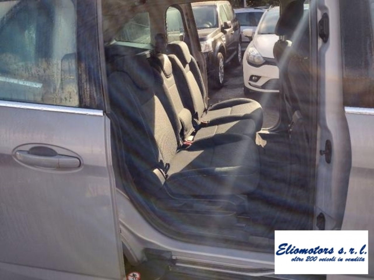 Ford C-Max 2.0 TDCi 163CV Titanium (12)