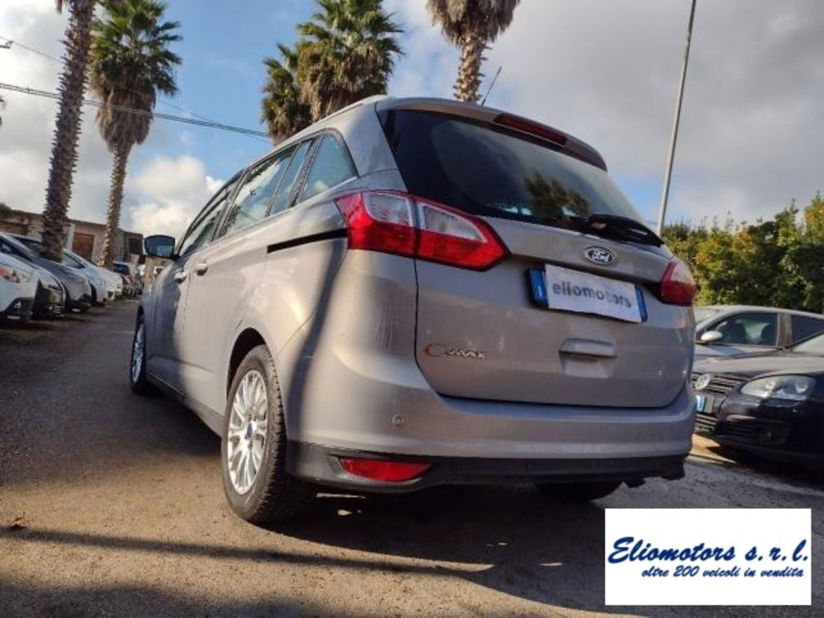 Ford C-Max 2.0 TDCi 163CV Titanium (14)