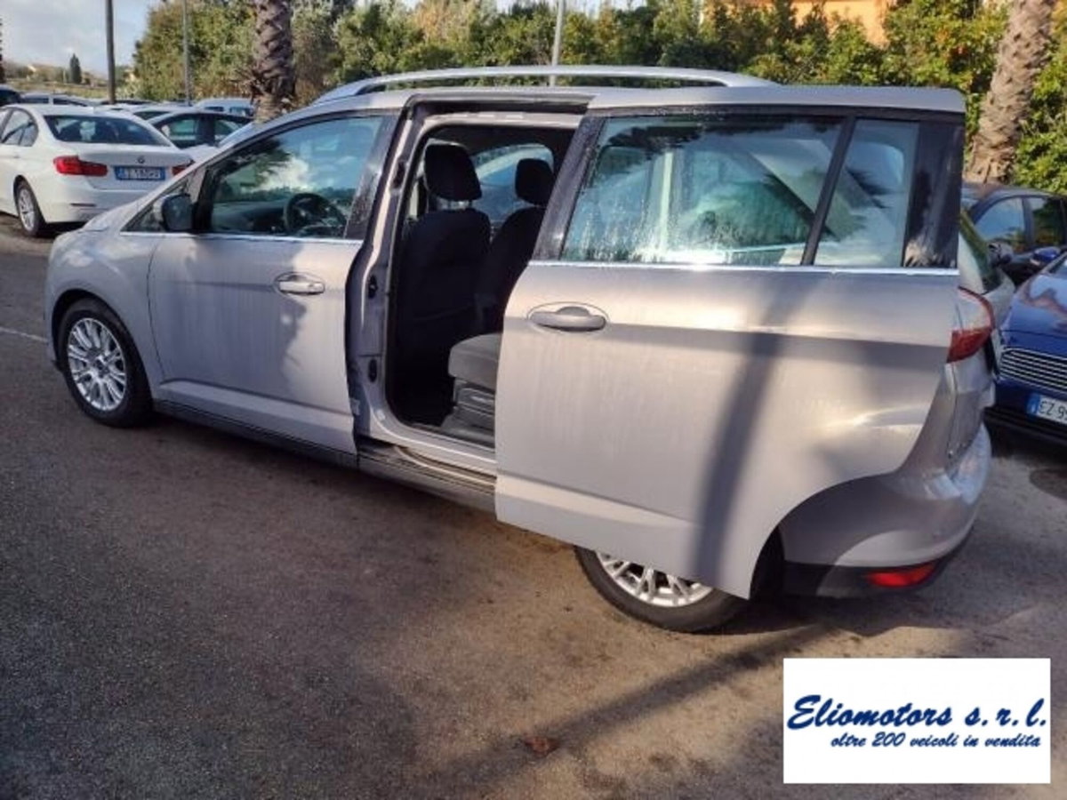 Ford C-Max 2.0 TDCi 163CV Titanium (4)