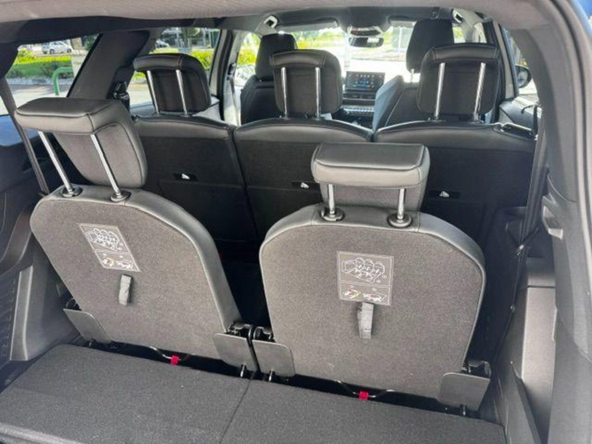 Peugeot 5008 1.5 bluehdi GT s&s 130cv eat8 (14)
