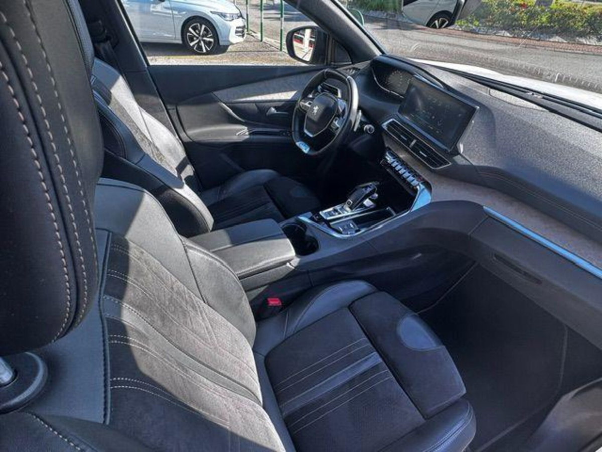 Peugeot 5008 1.5 bluehdi GT s&s 130cv eat8 (7)