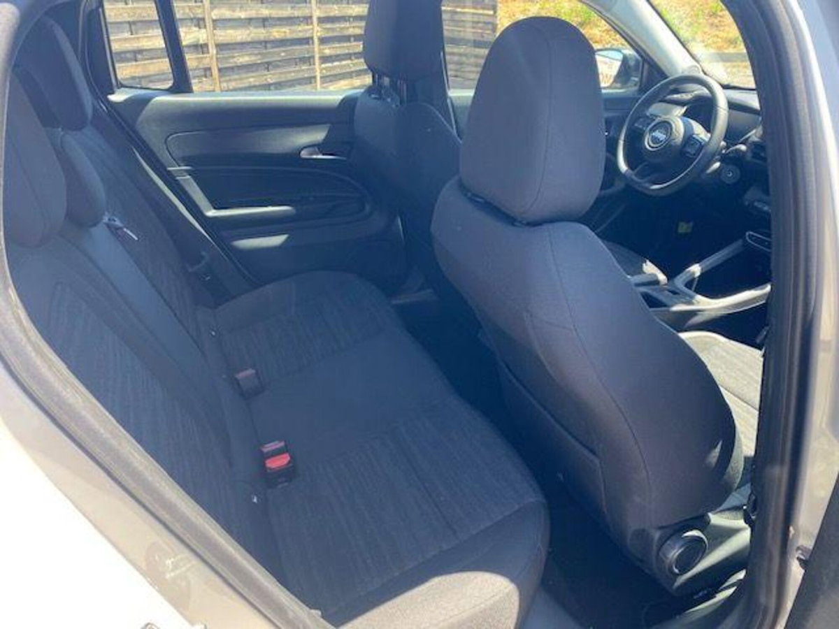 Jeep Avenger 1.2 turbo Longitude fwd 100cv (11)