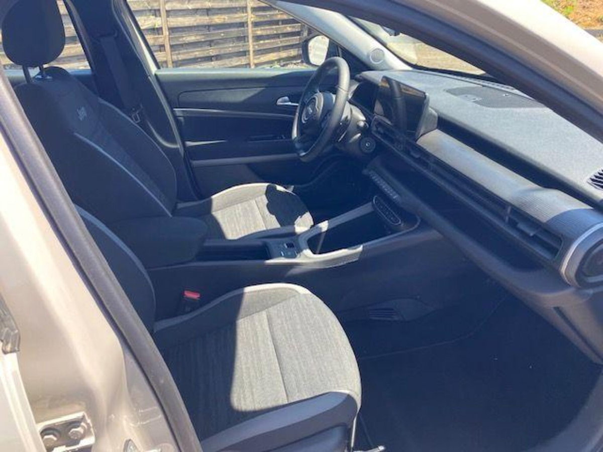 Jeep Avenger 1.2 turbo Longitude fwd 100cv (12)