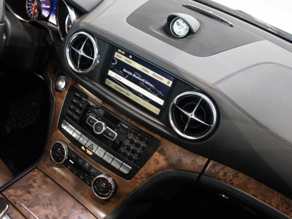 Mercedes-Benz SL 350 (16)