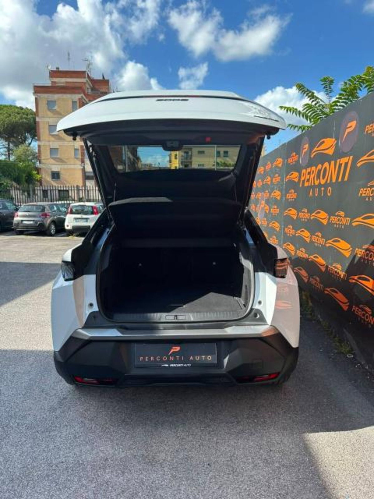 Peugeot 3008 HYbrid4 (18)