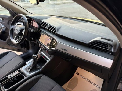 Audi Q3 35 TDI quattro S tronic Business (14)