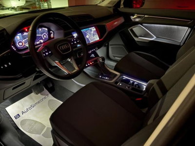 Audi Q3 35 TDI quattro S tronic Business (15)