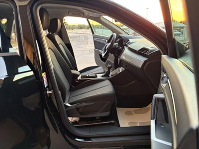 Audi Q3 35 TDI quattro S tronic Business (9)