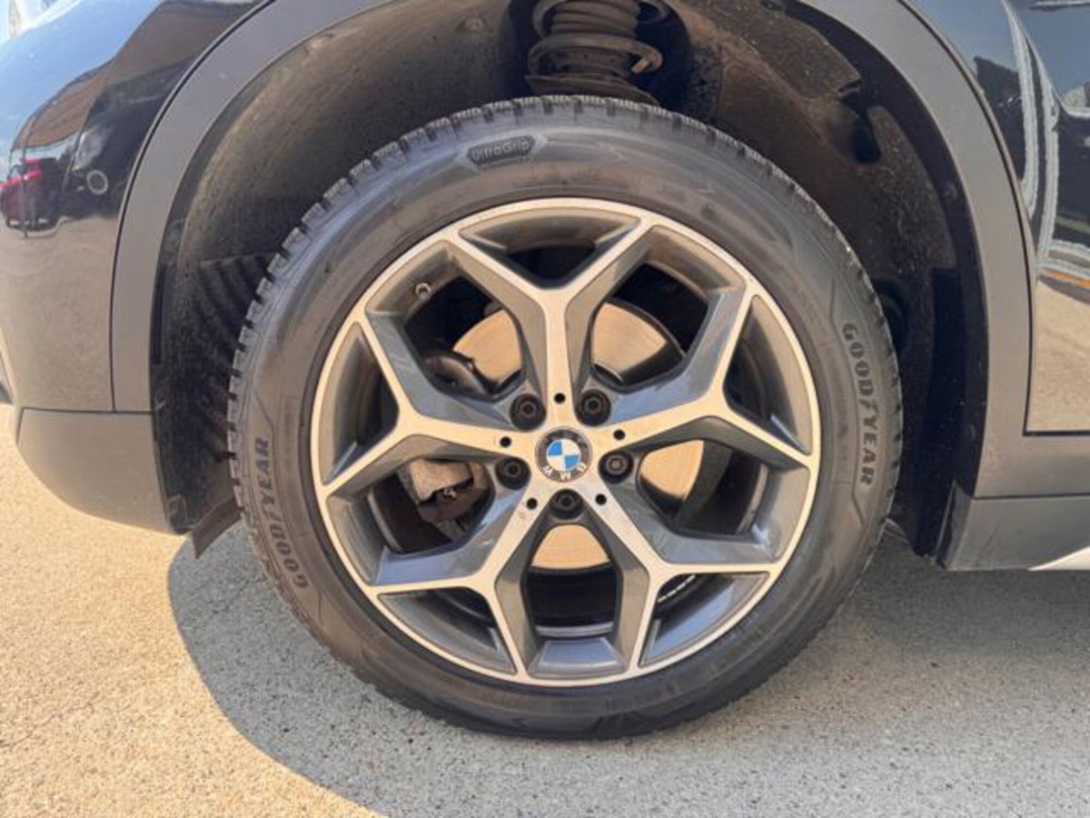 BMW X1 sDrive18i X Line (12)