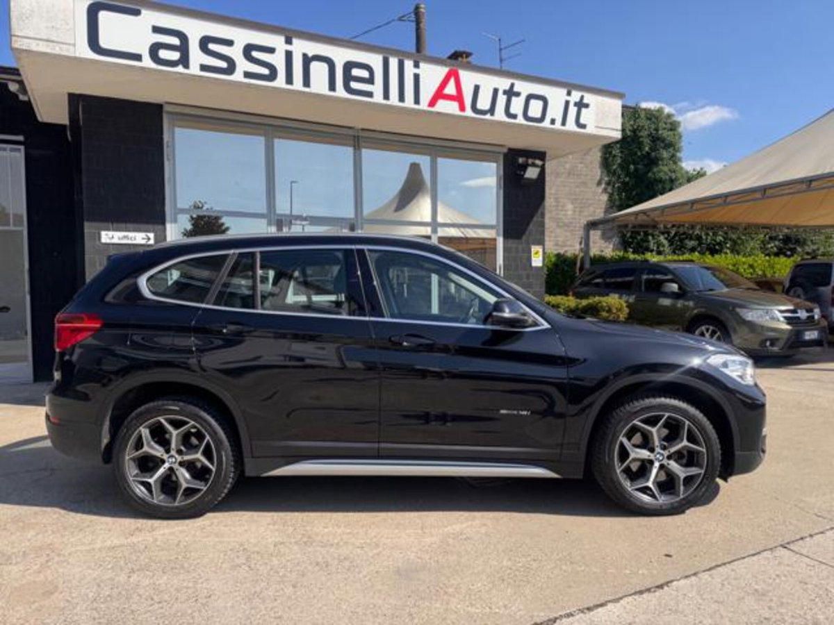 BMW X1 sDrive18i X Line (2)