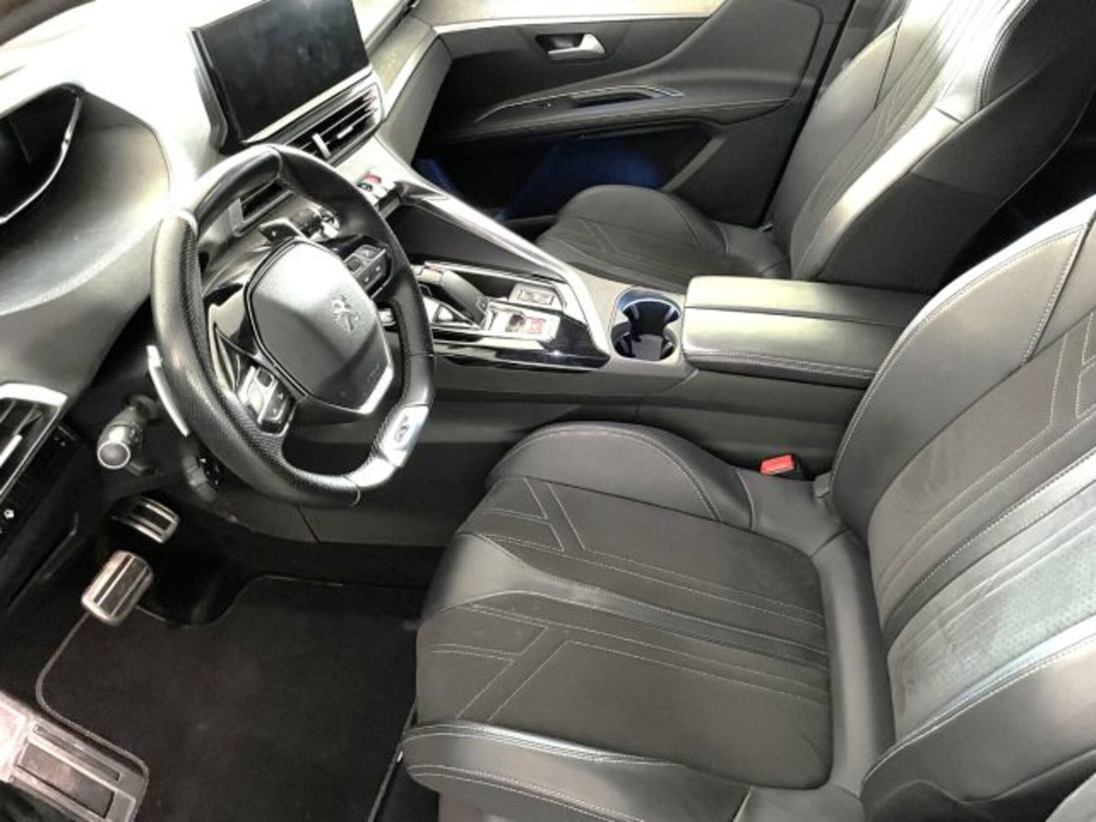 Peugeot 3008 BlueHDi 130 S&S EAT8 GT Pack (10)