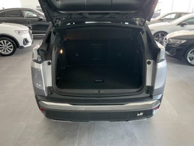 Peugeot 3008 BlueHDi 130 S&S EAT8 GT Pack (6)