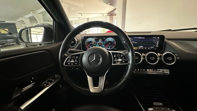 Mercedes-Benz Classe B 180 d Premium (8)