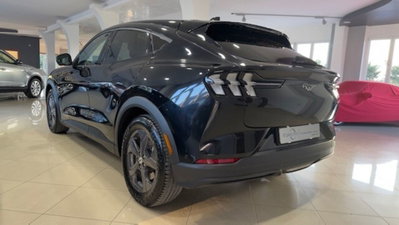 Ford Mustang Mach-E Standard 269CV (6)