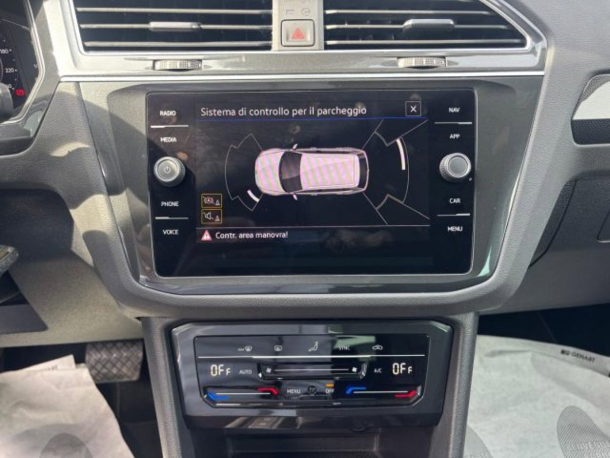 Volkswagen Tiguan 2.0 TDI 150 CV SCR DSG 4MOTION Life (14)
