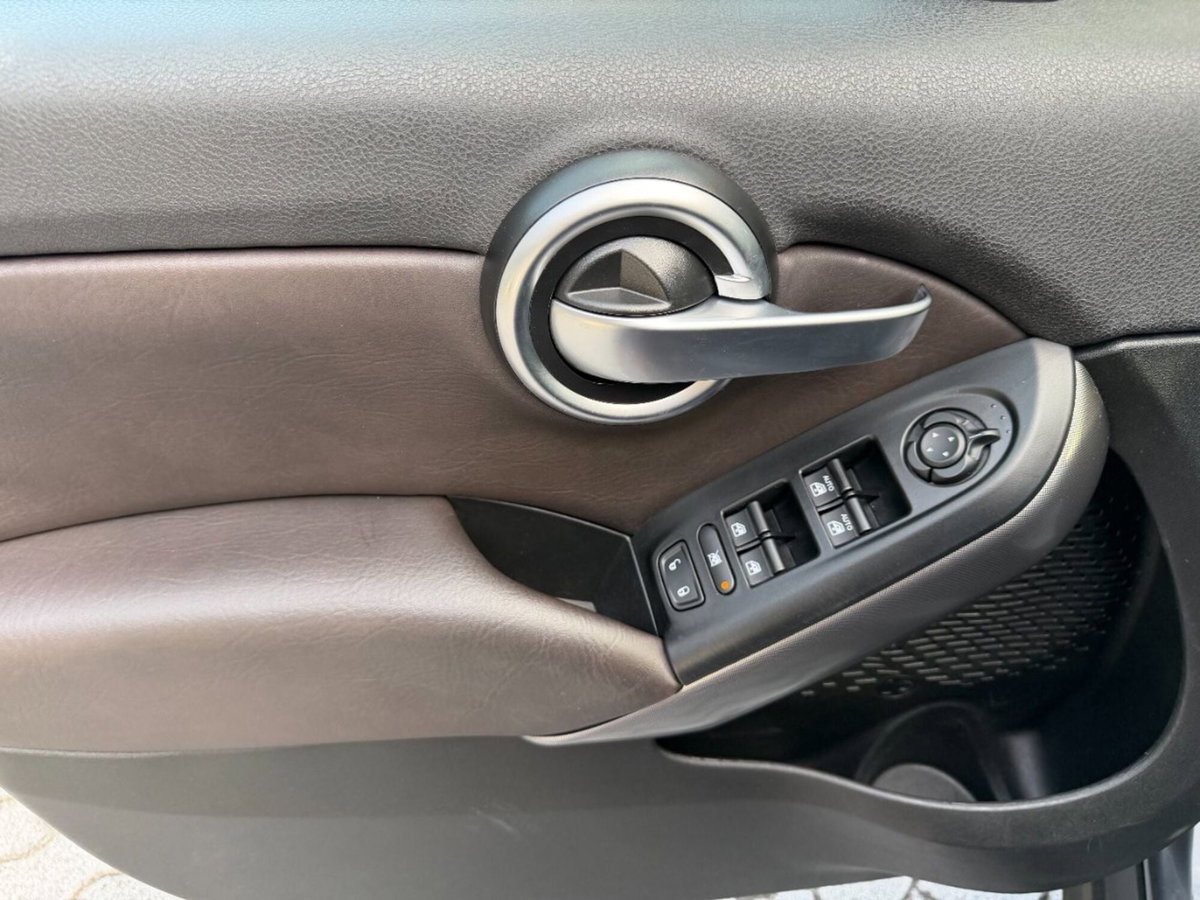 Fiat 500X 1.4 MultiAir 140 CV DCT Lounge (9)