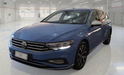 Volkswagen Passat Variant 2.0 TDI SCR 200 CV 4MOTION DSG Executive usata
