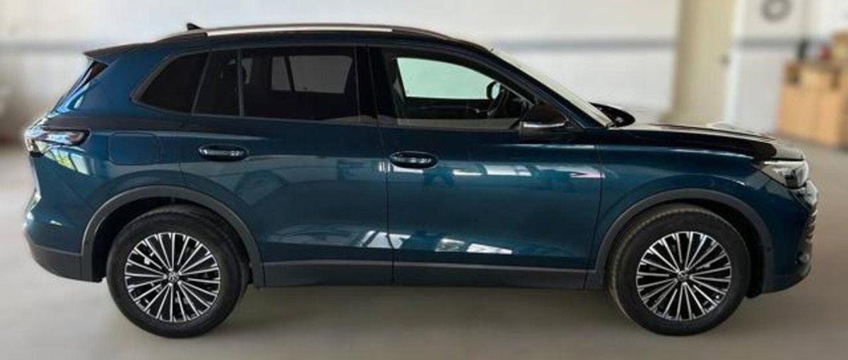 Volkswagen Tiguan 1.5 etsi Life 150cv dsg (5)